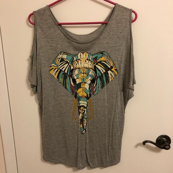 Elephant T-shirt - Picture 1 of 2